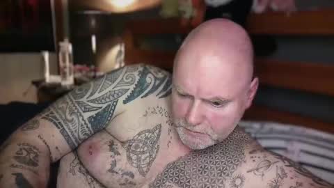 Snapshot of tattooeddilf01 chatting on 05.05.26 Tattooeddilf 01 online show from 05.05.26