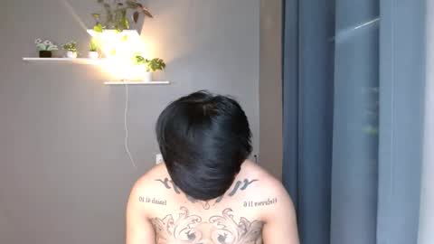 Snapshot of tattooguy1209 chatting on 11.19.25 zareen online show from 11.19.25