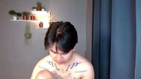 Snapshot of tattooguy1209 chatting on 12.04.25 zareen online show from 12.04.25