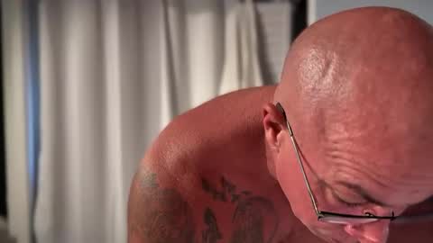 tattoosandabs online show from 03.09.25