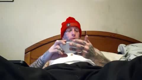 tattoosnsmoke1111 online show from 11.27.25