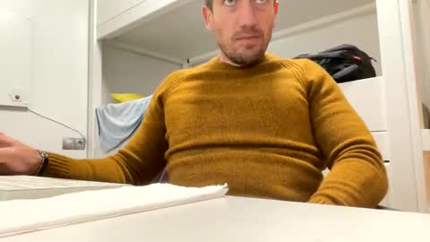 Snapshot of tatuador40 chatting on 12.25.24 Tatuador40 online show from 12.25.24