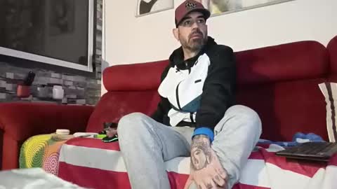 Snapshot of tatuadorhotxxx chatting on 02.17.26 Tatuado20cm online show from 02.17.26