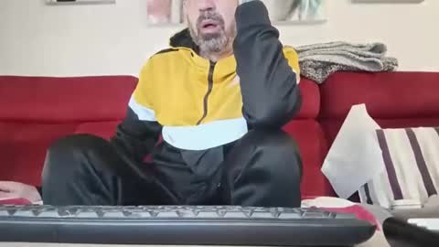 Snapshot of tatuadorhotxxx chatting on 03.27.26 Tatuado20cm online show from 03.27.26