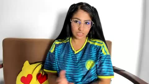 Snapshot of taty_gomez_ chatting on 06.24.26 Tatiana Gomez online show from 06.24.26