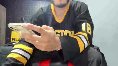 Snapshot of taurus_boy1 chatting on 10.10.25 T A U R U S online show from 10.10.25