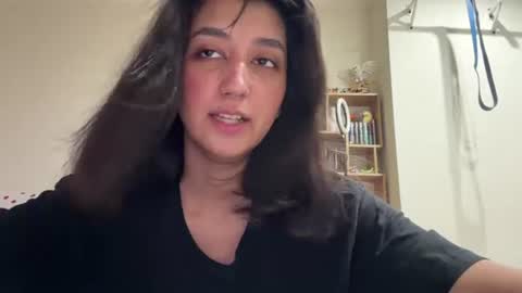 Snapshot of tawnyamartinek chatting on 06.22.26 Riza online show from 06.22.26