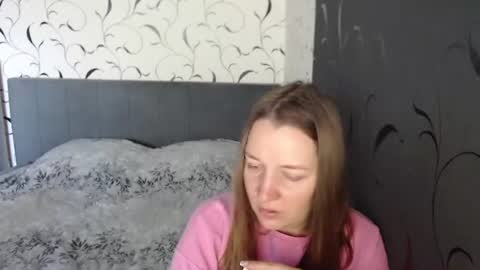 Snapshot of taxxxu chatting on 07.31.26 Diana online show from 07.31.26