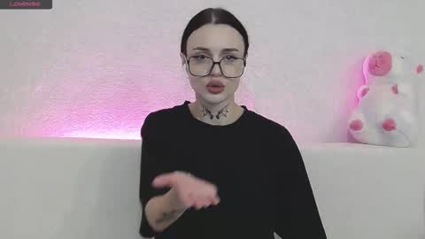 Taya online show from 10.06.25