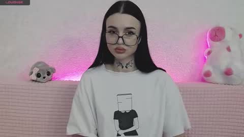 Taya online show from 12.21.25