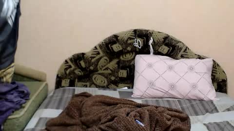 Snapshot of tayagirl chatting on 11.26.25 Taya online show from 11.26.25