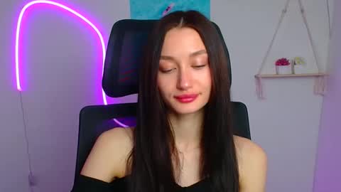 Taya online show from 04.15.26