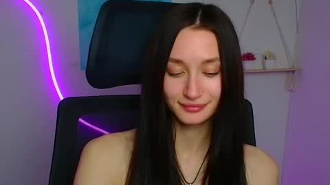 Taya online show from 04.17.26