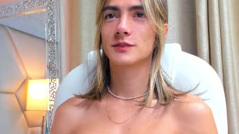 Snapshot of tayler_swift1 chatting on 01.12.25 tayler_swift1 online show from 01.12.25