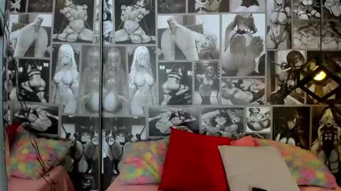 T A Y L E R  online show from 03.09.25