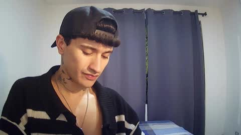 Snapshot of taylor_024 chatting on 05.28.26 independent model online show from 05.28.26