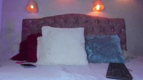 Taylor Duran. online show from 01.29.25