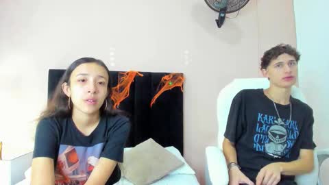 Snapshot of taylor_and_exidt chatting on 10.20.25 taylor and exidt online show from 10.20.25