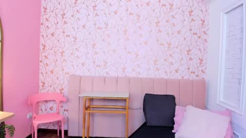 Taylor Bennet online show from 04.03.26