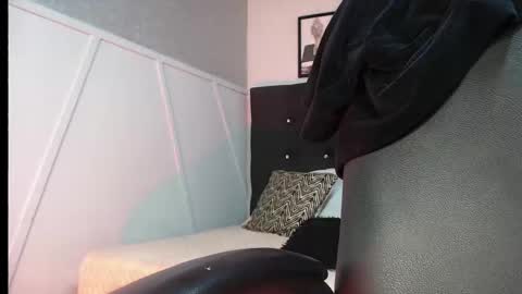 Snapshot of taylor_dolll chatting on 09.17.25 Taylor 3 online show from 09.17.25