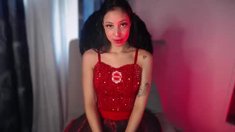 Snapshot of taylor_dolll chatting on 10.14.25 Taylor 3 online show from 10.14.25