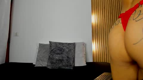 Taylor online show from 09.15.25