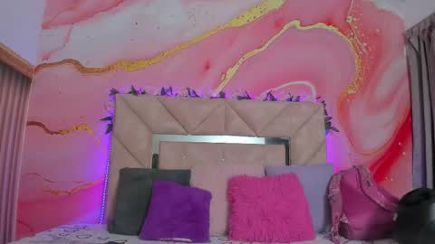 Oriana online show from 11.24.25