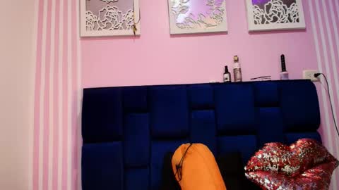 taylor stele online show from 05.03.26