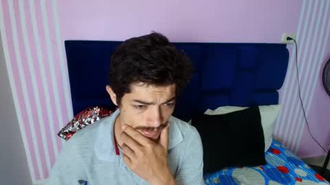 taylor stele online show from 05.11.26