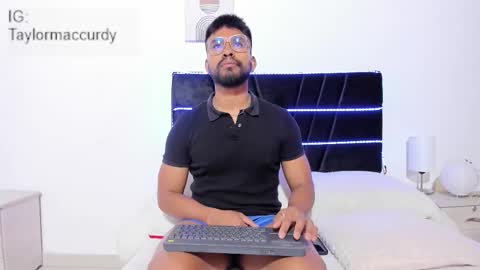 Snapshot of taylormaccurdy_ chatting on 01.07.26 taylormaccurdy_ online show from 01.07.26