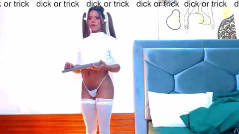 Tayra...  online show from 10.29.25