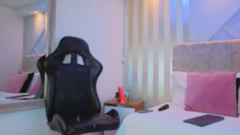 Snapshot of tayra_pradit chatting on 02.13.26 tayra online show from 02.13.26