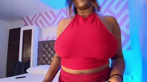 Snapshot of tayrasiny chatting on 03.18.26 Tayra horny for you online show from 03.18.26