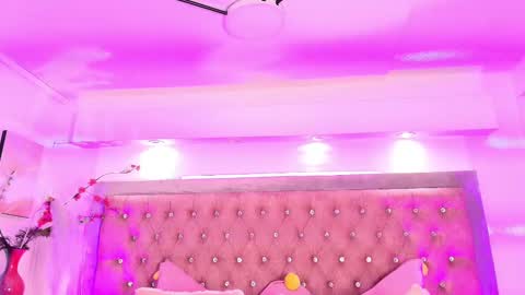 Sofia online show from 11.22.25