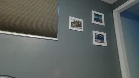 Tbiz82 online show from 02.13.25