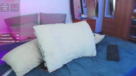 Mark online show from 01.12.26