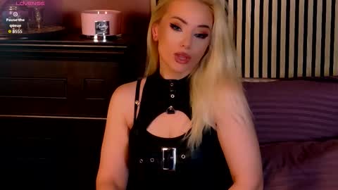 teasingjulianna online show from 10.25.25