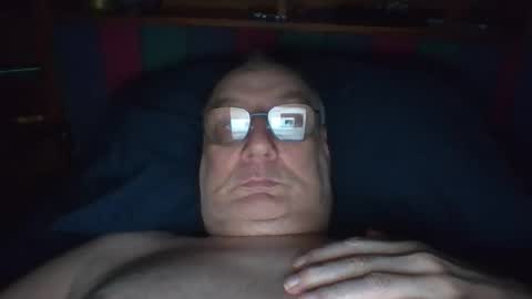 Snapshot of tebb61 chatting on 09.18.25 Mark online show from 09.18.25