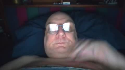 Snapshot of tebb61 chatting on 10.04.25 Mark online show from 10.04.25