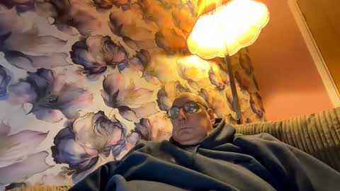 Mark online show from 01.11.26