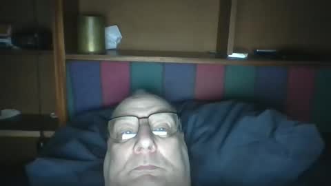 Snapshot of tebb61 chatting on 05.05.26 Mark online show from 05.05.26
