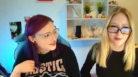 Snapshot of technical_face_powder_error chatting on 01.15.26 technical_face_powder_error online show from 01.15.26