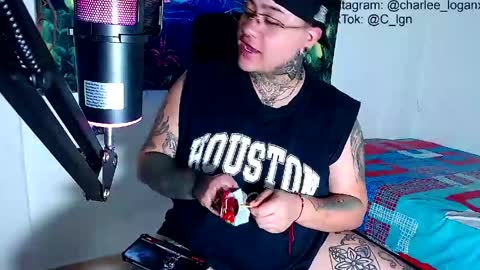 Charlee He online show from 05.20.26
