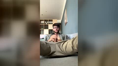 Snapshot of teddy_bear_official chatting on 12.16.25 teddy_bear_official online show from 12.16.25