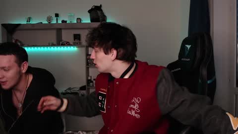 Teddy online show from 12.16.24