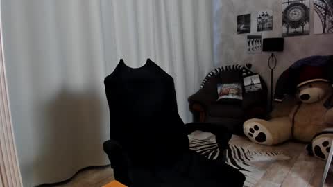 Teddy online show from 01.15.25