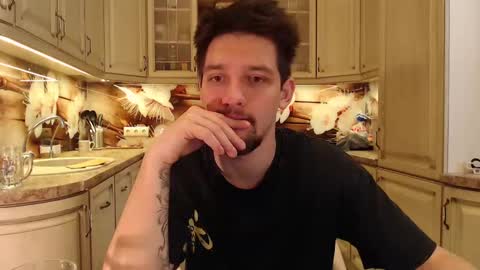 Teddy online show from 03.08.25