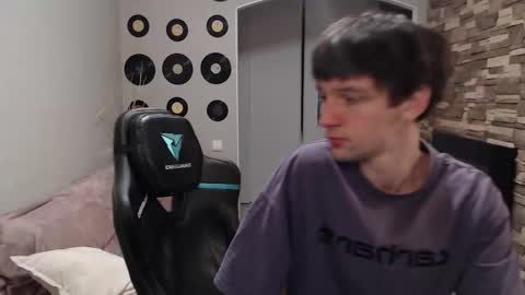 Teddy online show from 11.21.25