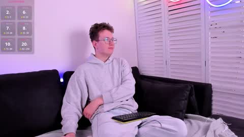 Teddy online show from 11.21.25