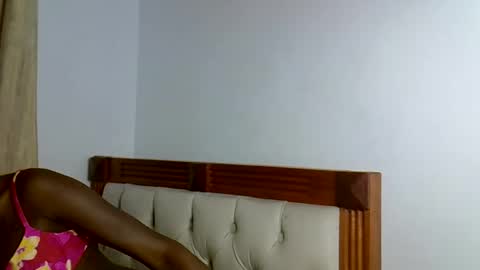 Snapshot of tee_01 chatting on 02.14.26 Nicole online show from 02.14.26